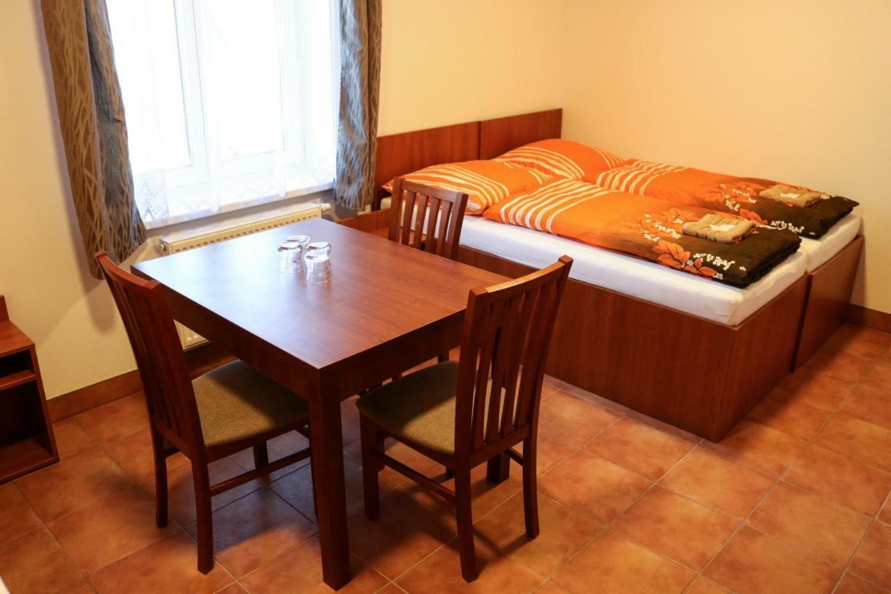 Ubytovani Na Przenskych Pasekach Mikuluvka Extérieur photo